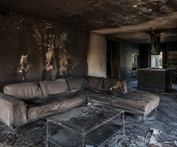 Brandschadensanierung vorher